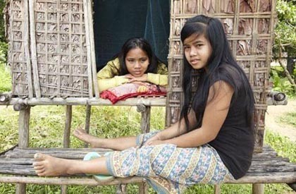 Myanmar school naked girls