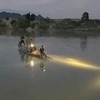 Nghệ An: Cảnh sát đang tìm kiếm 2 trẻ em mất tích trên sông Con