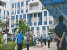 1 người rơi từ lầu 3 Bệnh viện Đồng Nai