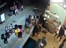 Đồng Nai: Bị đánh gục vì mời bia còn vỗ vào đầu bạn