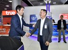 Về Thái Lan, ông Somyot ra sân bay trấn an HLV Nishino