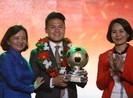 Đến lượt gala Quả bóng vàng cũng tạm hoãn