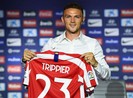 Bản án cho Trippier... nhất bên trọng, nhất bên khinh
