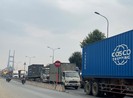 Kẹt xe kéo dài khu vực cầu Phú Mỹ