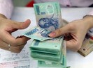 Thống đốc yêu cầu 1 chuyên viên đền bù 214 triệu phí đào tạo