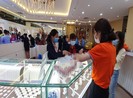Mua bán vàng ngày Thần Tài: Kẻ cười, người khóc ròng
