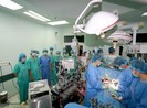 Bộ trưởng Bộ Y tế tri ân người mẹ dũng cảm hiến tạng con