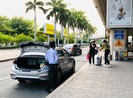 Lúng túng đón xe công nghệ ở sân bay Tân Sơn Nhất