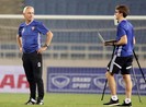 AFC vẽ đường cho UAE ngược dòng?