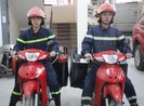 Sáng tạo: Cảnh sát PCCC Hà Nội dùng mô tô cứu hỏa