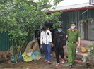 10 người đánh xóc đĩa trong xưởng thu mua phế liệu