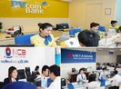 Cấu kết với cán bộ ngân hàng chiếm đoạt hơn 400 tỉ đồng
