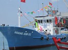 Bàn giao tàu cá vỏ thép hiện đại cho ngư dân