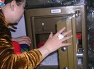 Truy xét vụ trộm tiền tỉ bí ẩn