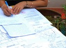 Dân khổ vì chấp hành viên lề mề
