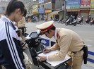 Học sinh vi phạm giao thông không bị thôi học