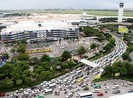 Cửa ngõ sân bay Tân Sơn Nhất kẹt cứng từ trong ra ngoài
