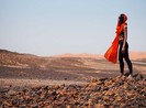 Cô gái hát rap với Obama lại một mình đến Sahara