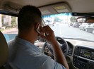 Dùng điện thoại khi lái ô tô: Phải cấm ngay