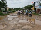 Hoàn thành cao tốc ngàn tỉ, dân… khóc ròng