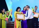 Học Bác Hồ đức dung dị, dám hy sinh