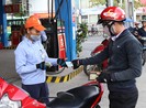 Giá xăng có cơ hội giảm còn 7.000 đồng/lít
