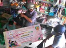 Giả công an, ép dân mua vé ca nhạc