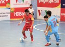 Vua phá lưới Phùng Trọng Luân ở tuổi 35