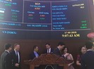 Học sinh lớp 9 được phép làm giàu từ cổ phiếu?