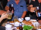 Rượu, bia và quy định phạt bí hiểm