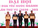 Những ngọn nến thắp sáng niềm tin ngành y