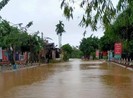 2 mẹ con bị nước cuốn trôi, người mẹ tử vong