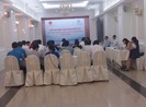 Bên đòi tăng lương 450 ngàn đồng, bên không muốn tăng