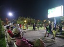 Người dân TP Sa Đéc kéo nhau ra công viên xem tivi