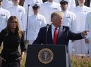 Ông Trump thề sẽ đánh mạnh vào Taliban hơn bao giờ hết