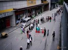 Lũ lượt đi xét nghiệm COVID-19, dân Vũ Hán sợ lây chéo