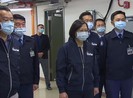 Phát hiện cố vấn Mỹ đi cùng bà Thái Anh Văn tại căn cứ radar