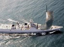Ảnh: Ấn Độ phóng thử tên lửa siêu thanh BrahMos từ tàu chiến