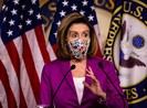 Bà Pelosi đã đảm bảo ông Trump không thể tấn công hạt nhân