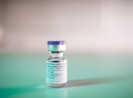 Israel: 13 người liệt mặt sau khi tiêm vaccine Pfizer/BioNTech