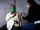 Hơn 12.400 người Israel nhiễm COVID-19 dù đã tiêm vaccine
