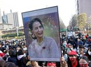 Bà Suu Kyi và hàng trăm quan chức Myanmar bị quản thúc tại gia