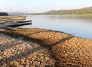 Nước sông Mekong thấp mức lo ngại vì đập thủy điện Trung Quốc