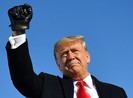 Thoát luận tội, ông Trump lại bị kiện kích động bạo loạn