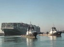 Giải cứu thành công tàu mắc cạn, nối lại tuyến kênh đào Suez