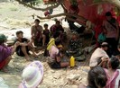 CNN:Thái Lan từ chối nhận, dân Myanmar vô rừng trốn không kích