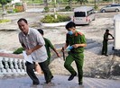 Vụ công ty lương thực Hậu Giang: Hoãn xử vì bị cáo nhập viện