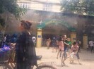 Bộ đội lao vào trường mầm non đang cháy cứu 300 học sinh