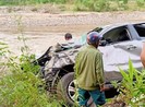 Vụ ô tô lao xuống vực: Hiệu phó và cô giáo không qua khỏi