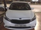 Bắt 4 người liều lĩnh trộm xe ô tô đỗ bên đường
